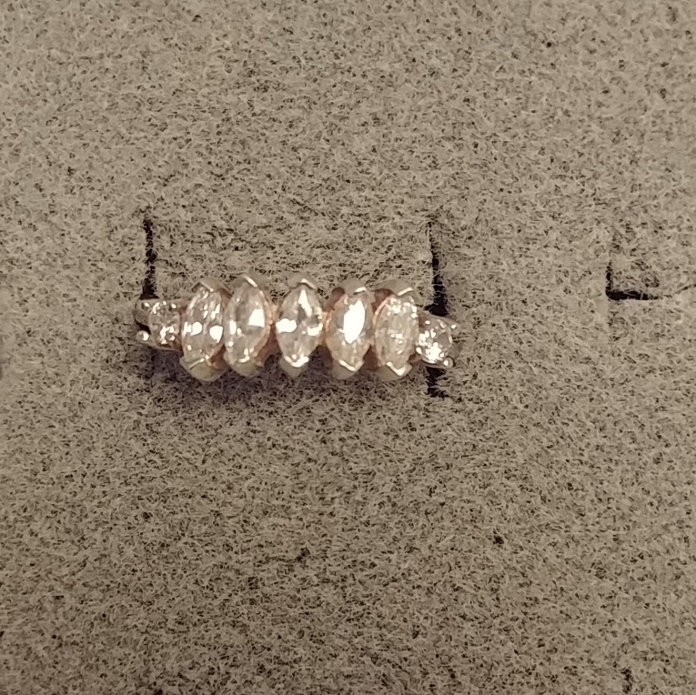 New 925 sterling silver ring sz 8